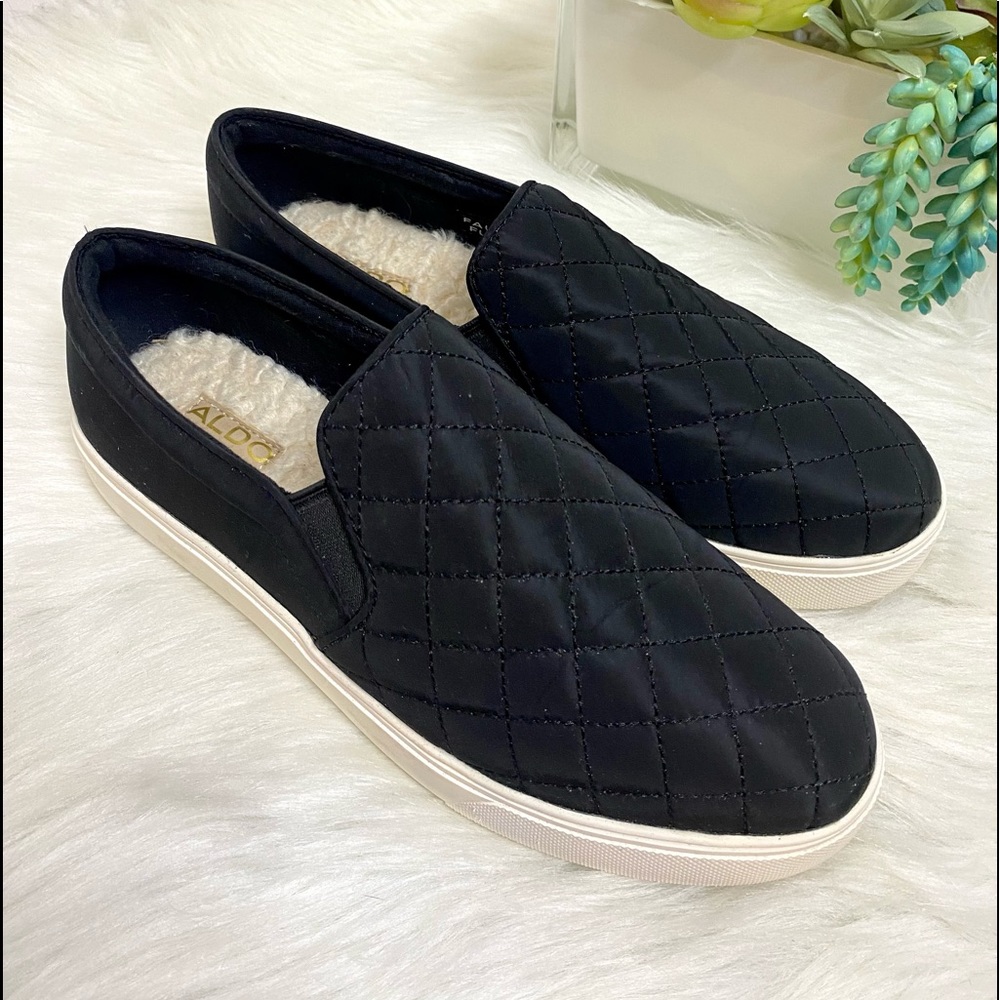 ALDO black quilted slip on shoe size 7